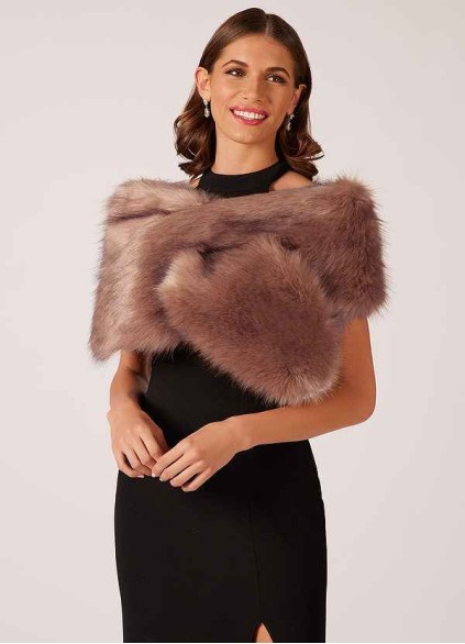 Onetaow Sincerity Faux Fur Wrap Onetaow Sincerity Faux Fur Wrap