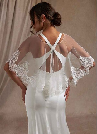 Onetaow Delight Lace Tulle Wrap