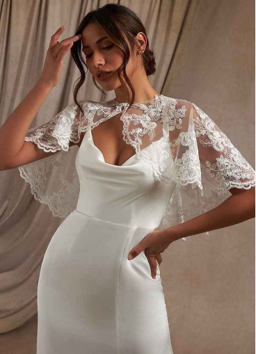 Onetaow Hephzibah Lace Tulle Wrap