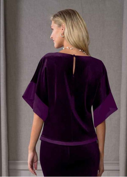 Onetaow Fianna Velvet Blouse
( Final Sale ) Onetaow Fianna Velvet Blouse
( Final Sale )