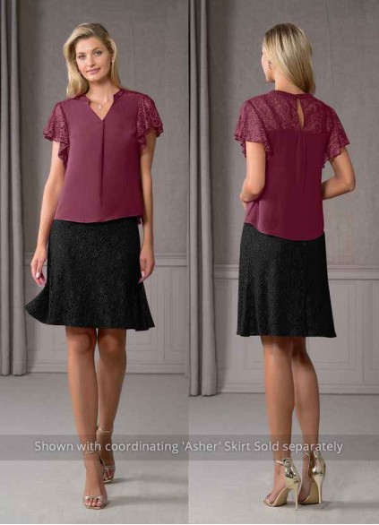 Onetaow Abby Blouse
( Final Sale ) Onetaow Abby Blouse
( Final Sale )
