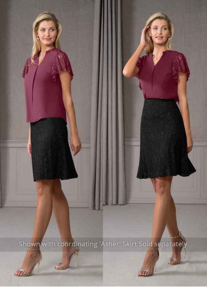 Onetaow Abby Blouse
( Final Sale ) Onetaow Abby Blouse
( Final Sale )