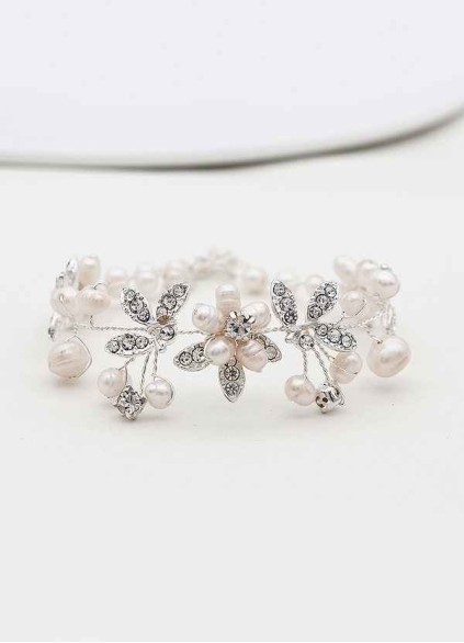 Spring Pearl Cluster Bracelet Spring Pearl Cluster Bracelet