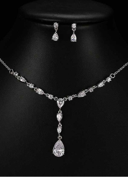 Gentle Love Jewelry Set Gentle Love Jewelry Set